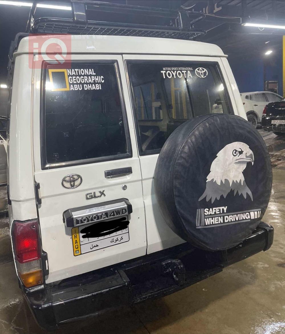 Toyota Land Cruiser 70 Pickup